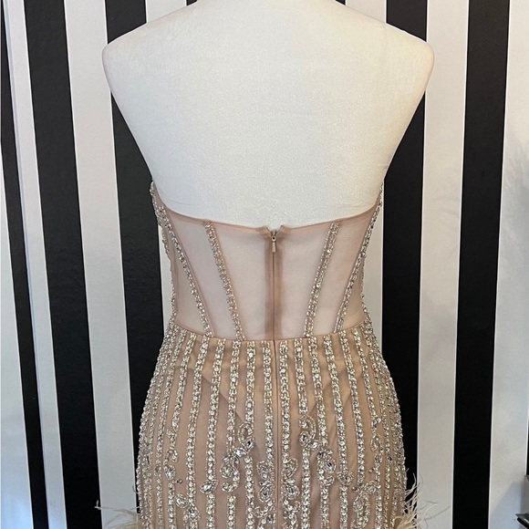 Brand new cocktail dress size 0-2 - Picture 6 of 7